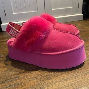 Ugg Funkette Slippers in Pink Size 10